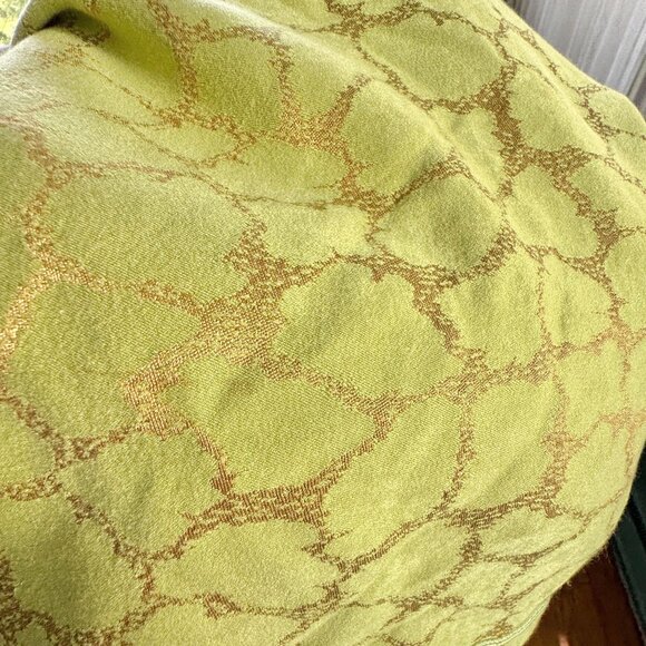 Vintage 70s caftan, chartreuse with golden bronze abstract, traditional robe - Picture 10 of 10